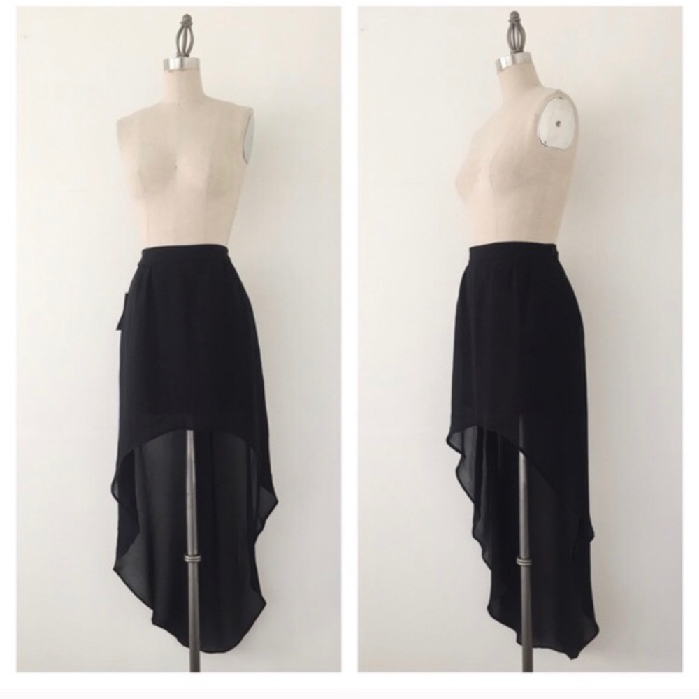 Zara-Black high low skirt M